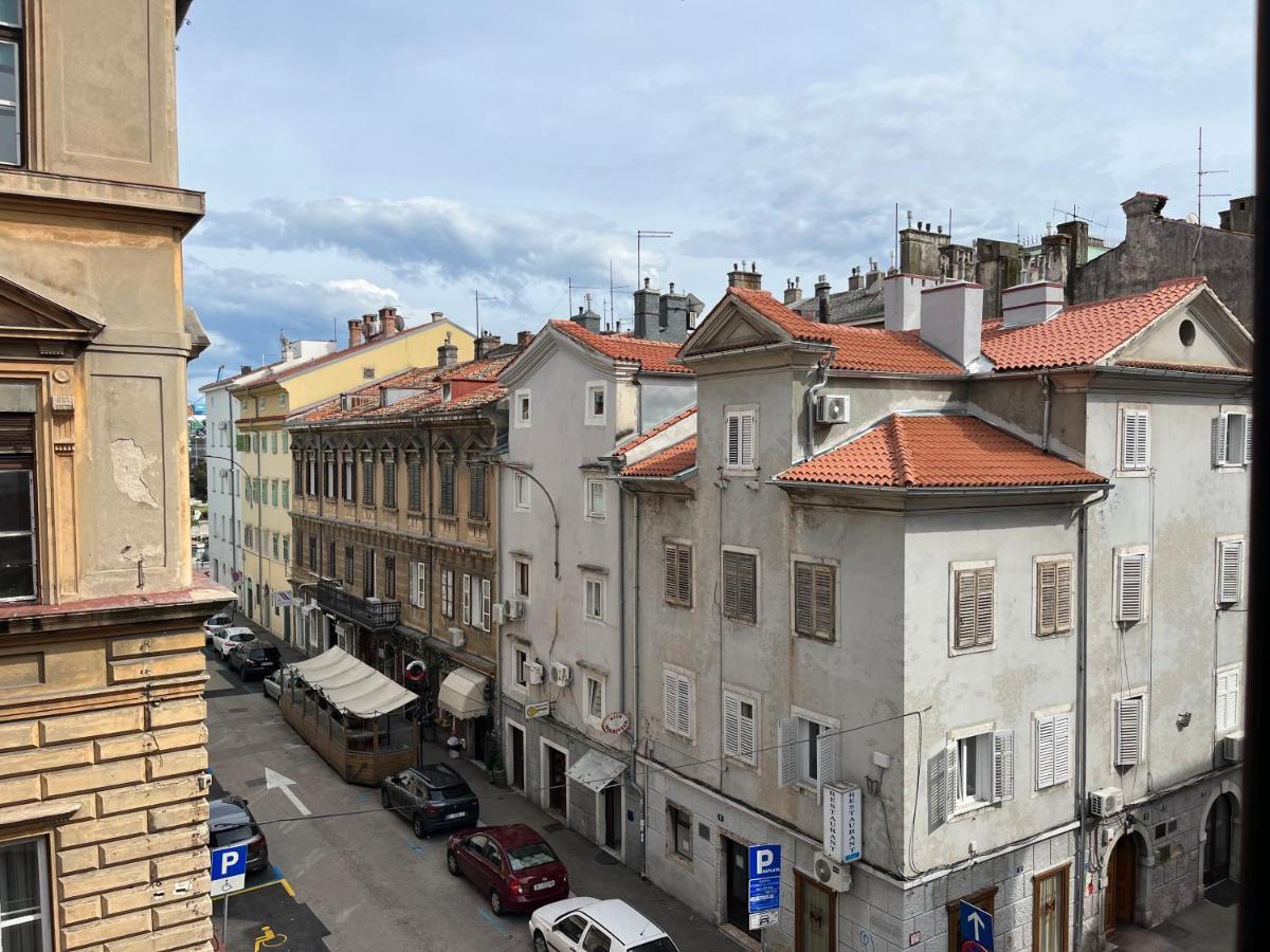 Apartman Lora Apartment Rijeka Luaran gambar